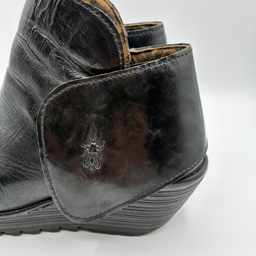 Fly London Yogi Wedge Ankle Booties Womens 40 9 Black Leather Platform - Picture 3 of 16